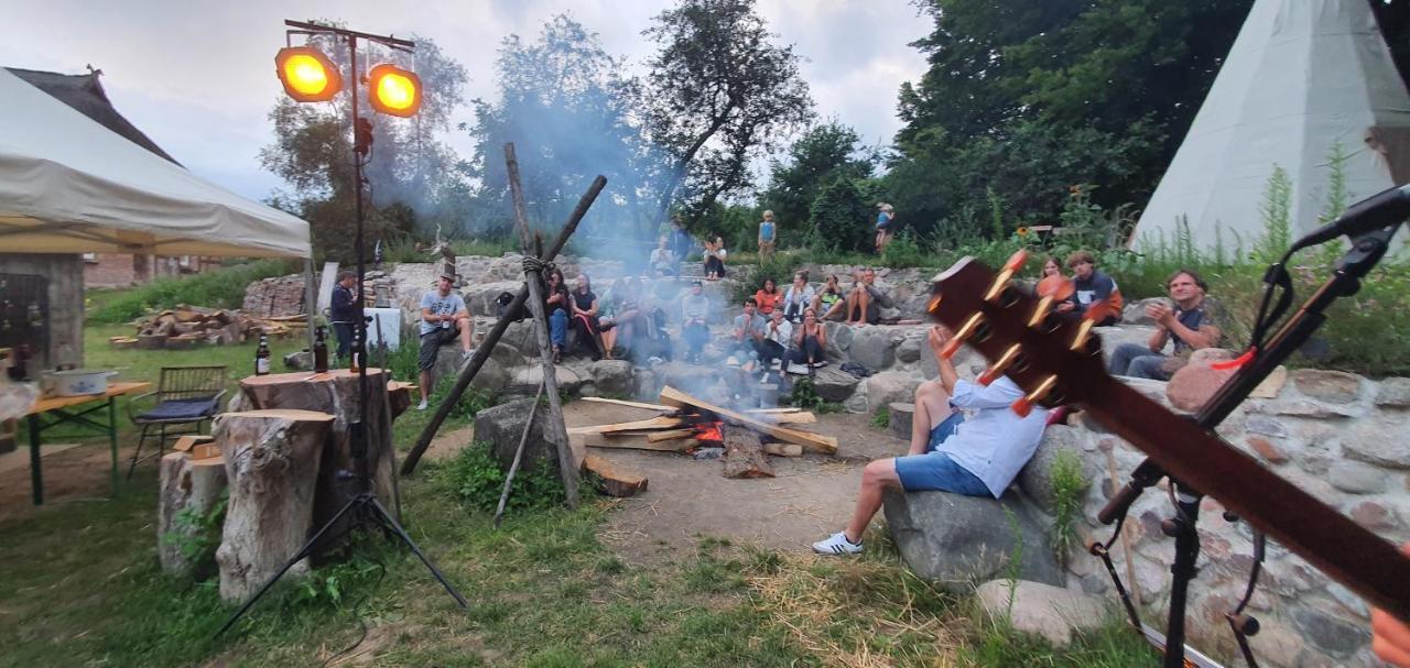 App. Tueddelkroms, 2-3 Pers., in traumhafter Alleinlage, Nähe Binz Zirkow Exterior foto